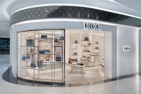 dior dubai terminal b.